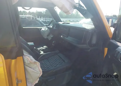 2022 Ford Bronco Big Bend/Black Diamond/Outer Banks z USA, uszkodzony, nr VIN 1FMDE5BH8NLB86567